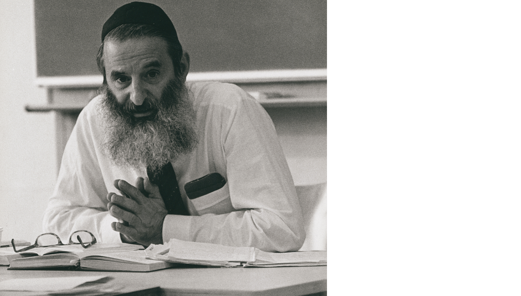 Hans Rodrigues Pereira op het Maimonides Lyceum in Amsterdam © Jenny Wesly. Collectie Joods Museum, Amsterdam