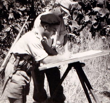 Pinchas tijdens zijn diensttijd. Hij berekent hoe doelen bereikt moeten worden.