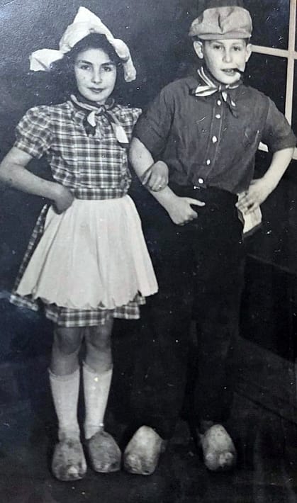 Zehava (toen Lotte Stahl) met Bram Baumgarten. Poerim 1945