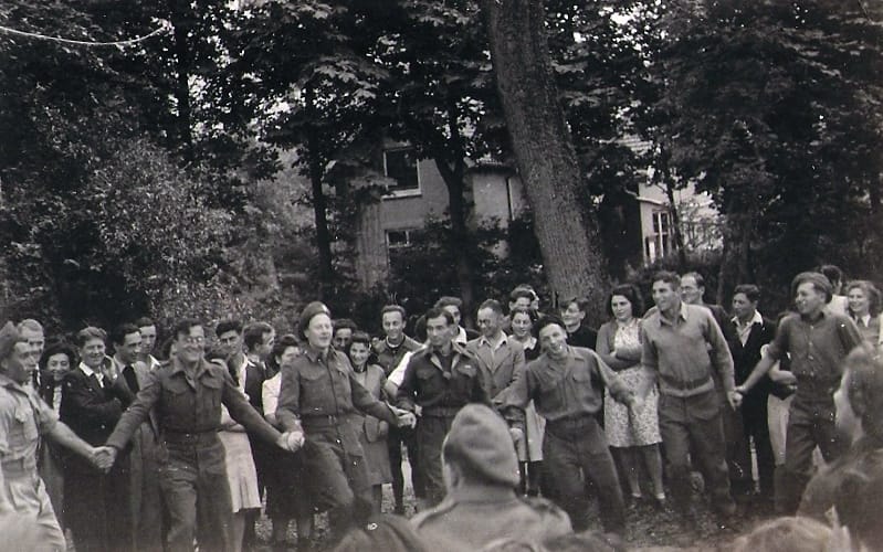 De Joodse Brigade in Vogelenzang, 1945
