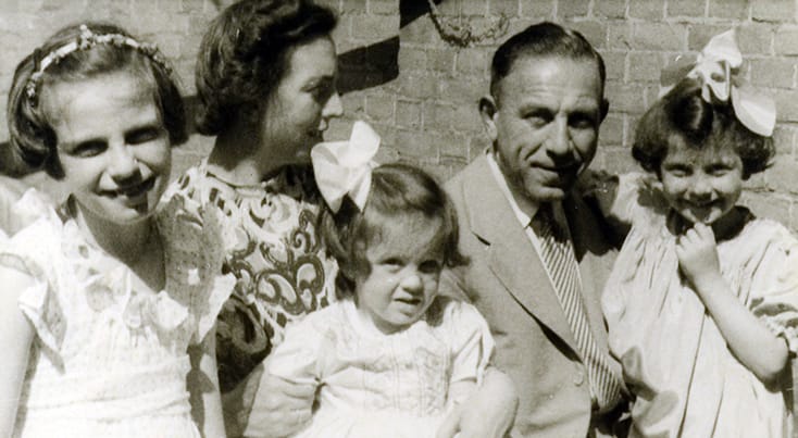 De Familie Marcus, 6 juli 1941. Foto gemaakt op de negende verjaardag van zus Frances.Beeld: Ghetto Fighters House Archives / Judith Marcus